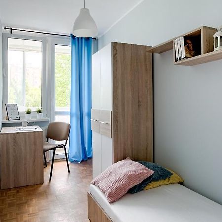 Krzywon 8 Rooms Varsó Kültér fotó