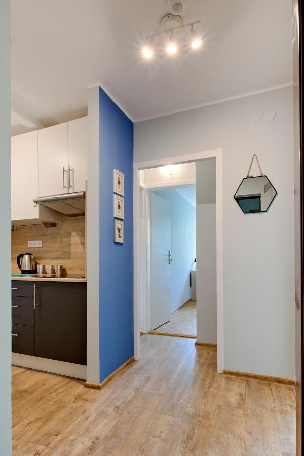 Krzywon 8 Rooms Varsó Kültér fotó